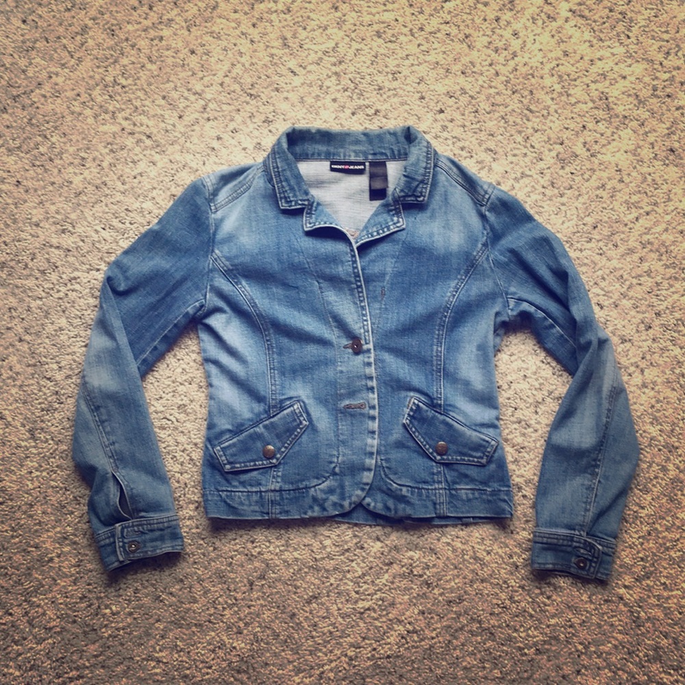 ⛄️DKNY Jeans Jacket⛄️